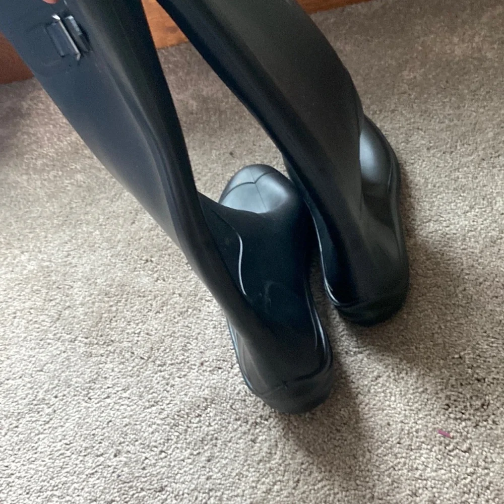 Kamik Black Waterproof Rain Boots Mid Calf Rubber Outdoor SIZE 9